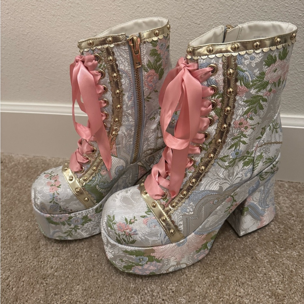 Dolls Kill Fairest Of All Platform Boots Sugar Thrillz